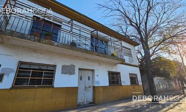 Venta de lote 1096 m2 con galpón, oficinas, vivienda, parque, quincho y piscina