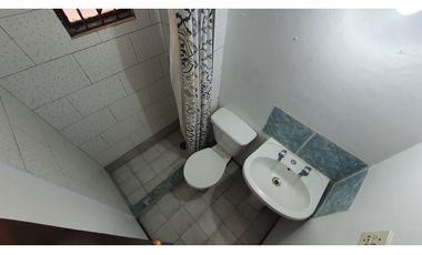 Arriendo casa 2D 1B con amplio estacionamiento en San Felipe