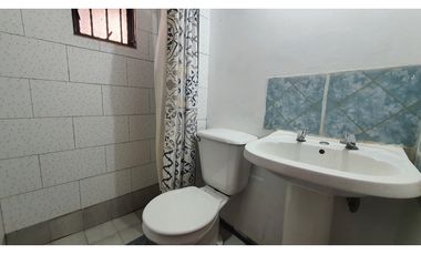 Arriendo casa 2D 1B con amplio estacionamiento en San Felipe