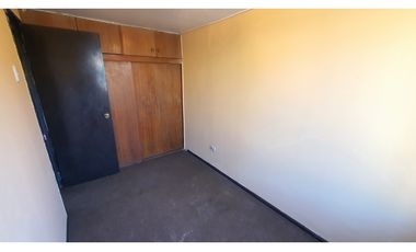 Arriendo casa 2D 1B con amplio estacionamiento en San Felipe