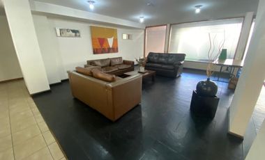 SE VENDE DEPARTAMENTO REMODELADO EN PEDRO DE VALDIVIA