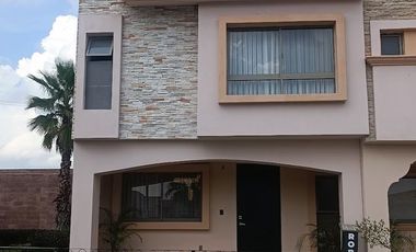 Bosques California estrena casa en venta