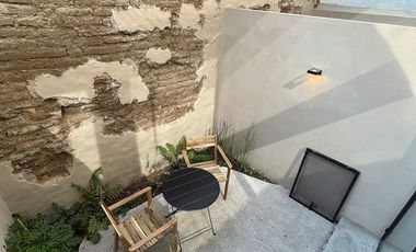 LOFT DE 2 NIVELES AMUEBLADO EN LA MODERNA