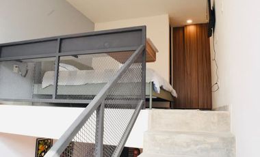 LOFT DE 2 NIVELES AMUEBLADO EN LA MODERNA