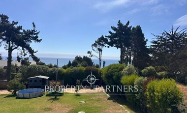 Casa mediterránea en sector Fundo La Playa