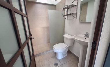 CASA EN RENTA EN SAN PEDRO DE LOS PINOS