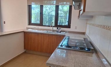 CASA EN RENTA EN SAN PEDRO DE LOS PINOS