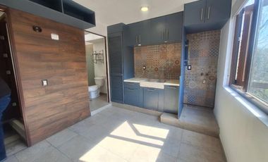 CASA EN RENTA EN SAN PEDRO DE LOS PINOS