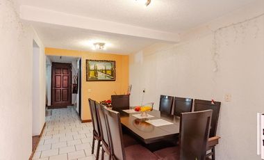 Casa en Venta Estado de México Nezahualcóyotl Plazas de Aragón, excelente precio y estado de conservación impecable