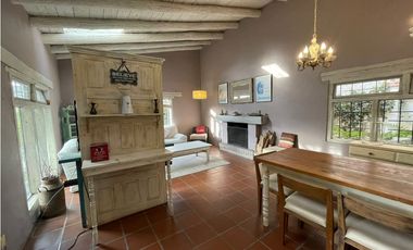 VENTA DE CASA, EN VALLE DE BRAVO