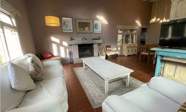 VENTA DE CASA, EN VALLE DE BRAVO