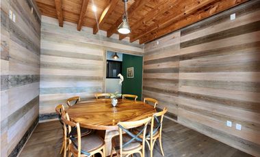 CASA EN VENTA CON VISTA AL LAGO EN VALLE DE BRAVO