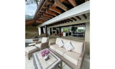 Espectacular residencia en venta, en Valle de Bravo