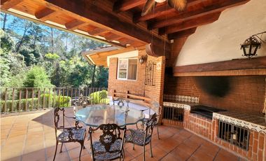 CASA EN RENTA, CLUB DE GOLF, AVNDARO.