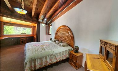 CASA EN RENTA, CLUB DE GOLF, AVNDARO.