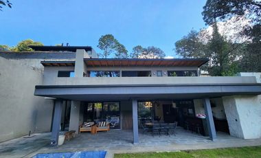 CASA EN RENTA EN AVNDARO