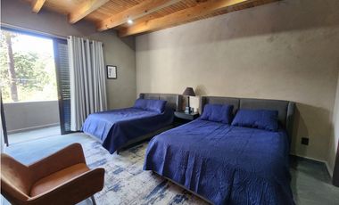 CASA EN RENTA EN AVNDARO