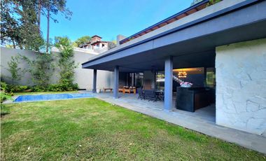 CASA EN RENTA EN AVNDARO