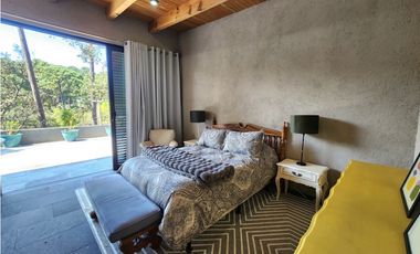 CASA EN RENTA EN AVNDARO