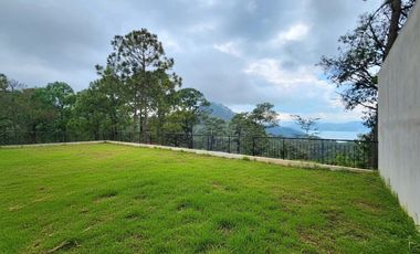 CASA EN RENTA EN AVNDARO VALLE DE BRAVO