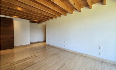 CASA EN RENTA CON VISTA AL LAGO EN VALLE DE BRAVO