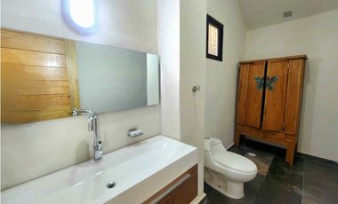 CASA EN VENTA EN AVNDARO VALLE DE BRAVO