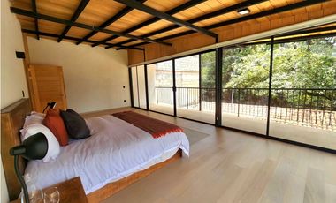 CASA EN VENTA EN AVNDARO VALLE DE BRAVO