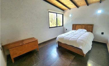 CASA EN VENTA EN AVNDARO VALLE DE BRAVO