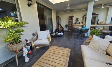 CASA EN PARQUE SAN VALENTÍN