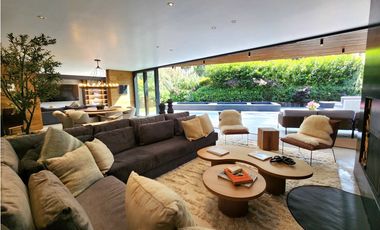 CASA EN VENTA, DENTRO DE RANCHO AVNDARO