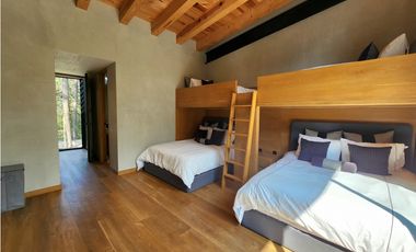 CASA EN VENTA, DENTRO DE RANCHO AVNDARO