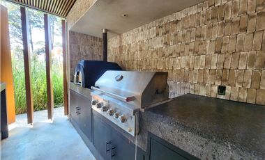 CASA EN VENTA, DENTRO DE RANCHO AVNDARO