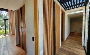 CASA EN VENTA, DENTRO DE RANCHO AVNDARO