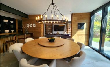 CASA EN VENTA, DENTRO DE RANCHO AVNDARO