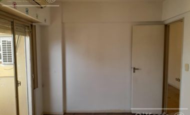 Departamento en VENTA de 2 ambientes en el centro de  Quilmes cercano a la estación