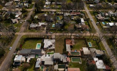 TERRENO / LA RASTRA FUNES