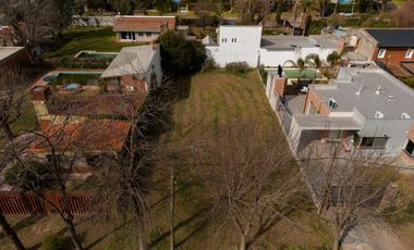 TERRENO / LA RASTRA FUNES