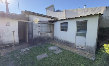 Casa en  Avellaneda al 1100