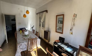 Casa en  Avellaneda al 1100