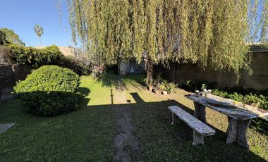 Casa en  Avellaneda al 1100