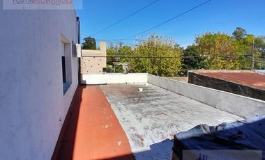 Casa en  venta en 3 e/ 47 y 48 Villa elisa, La Plata