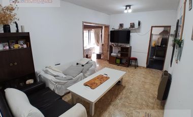 Casa en  venta en 3 e/ 47 y 48 Villa elisa, La Plata