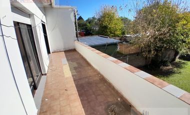 Casa en  venta en 3 e/ 47 y 48 Villa elisa, La Plata