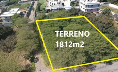 VENTA TERRENO ESQUINERO EN NAYÓN / AAG-aqtp