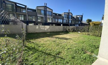 Venta  Departamento 3 ambientes con Jardín en Nuevo Beccar Central