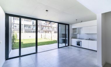 Venta  Departamento 3 ambientes con Jardín en Nuevo Beccar Central