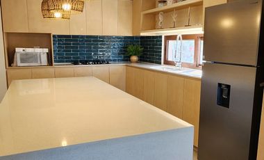 HERMOSA CASA EN VENTA ESQUINA AMUEBLADA A Y EQUIPADA FRENTA DEL MAR EN CHUBURNA