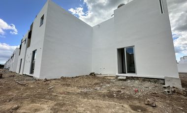 CASA EN VENTA EN EL ORIENTE