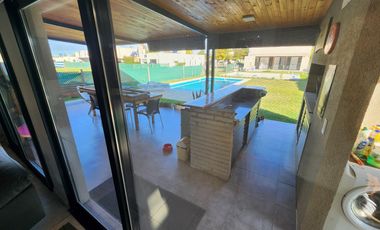 Casa en Ibarlucea Barrio Privado