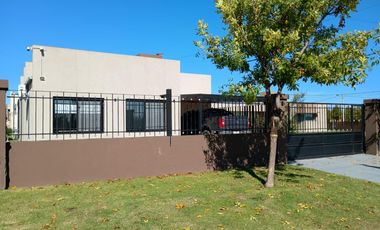 Casa en Ibarlucea Barrio Privado